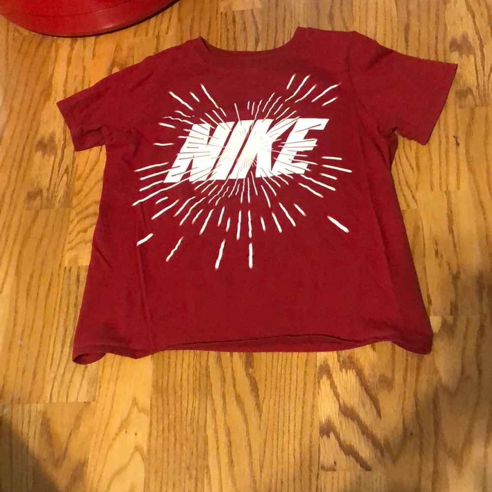 Youth small Nike boys shirt